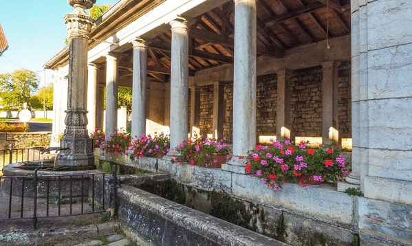 Mollans lavoir haute saone