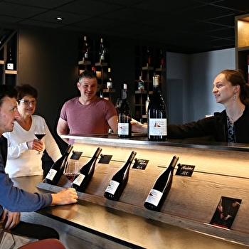 Domaine de la Madone - cave et boutique - FLEURIE