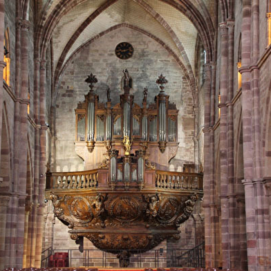 Buffet d'orgue de la Basilique Saint-Pierre