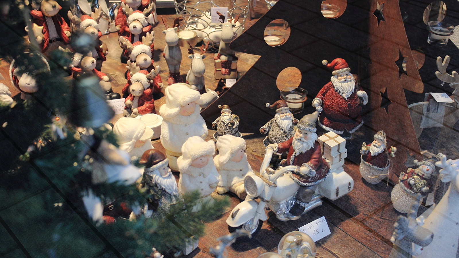 Élisez la plus belle vitrine de Noël