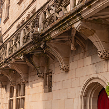 Visite guidée : Les Jouffroy, une famille luxovienne au Moyen Âge - LUXEUIL-LES-BAINS