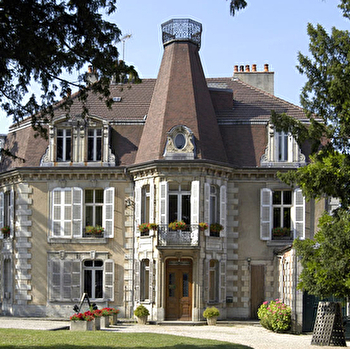 Fruitiere Vinicole d'Arbois - Château Béthanie - ARBOIS