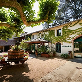 Maison P. Ferraud et Fils - BELLEVILLE-EN-BEAUJOLAIS