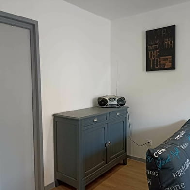 M. Loïc GROSJEAN - LOCATION appartement