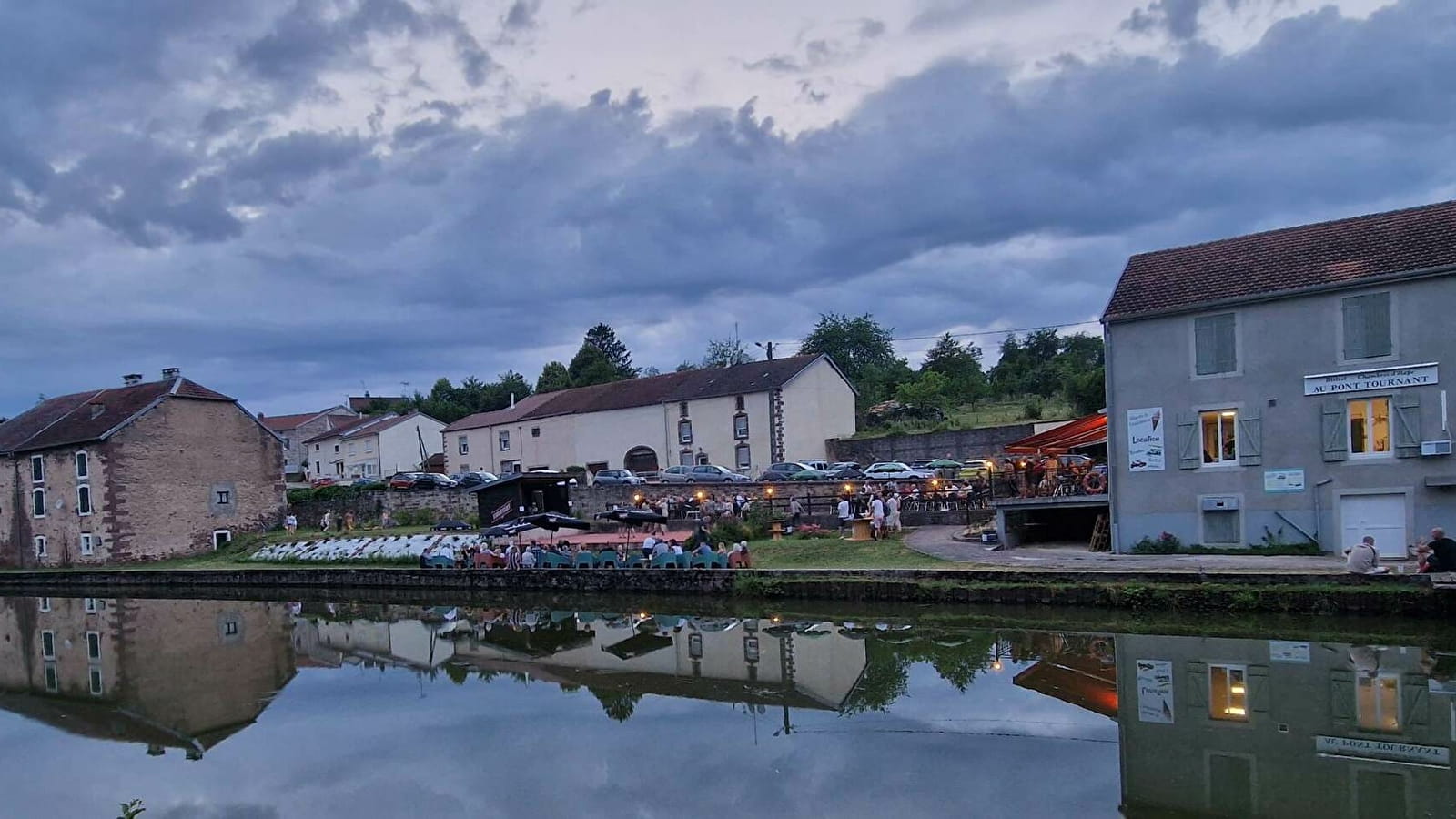 Bistrot Au Pont Tournant