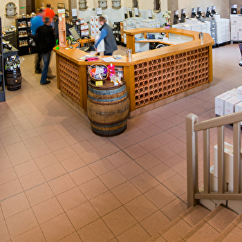 Le Chai de Sennecé - Cave de Viré - SENNECE-LES-MACON