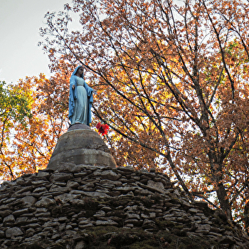 Madone de Dampvalley-lès-Colombe / Cairn Géant - DAMPVALLEY-LES-COLOMBE