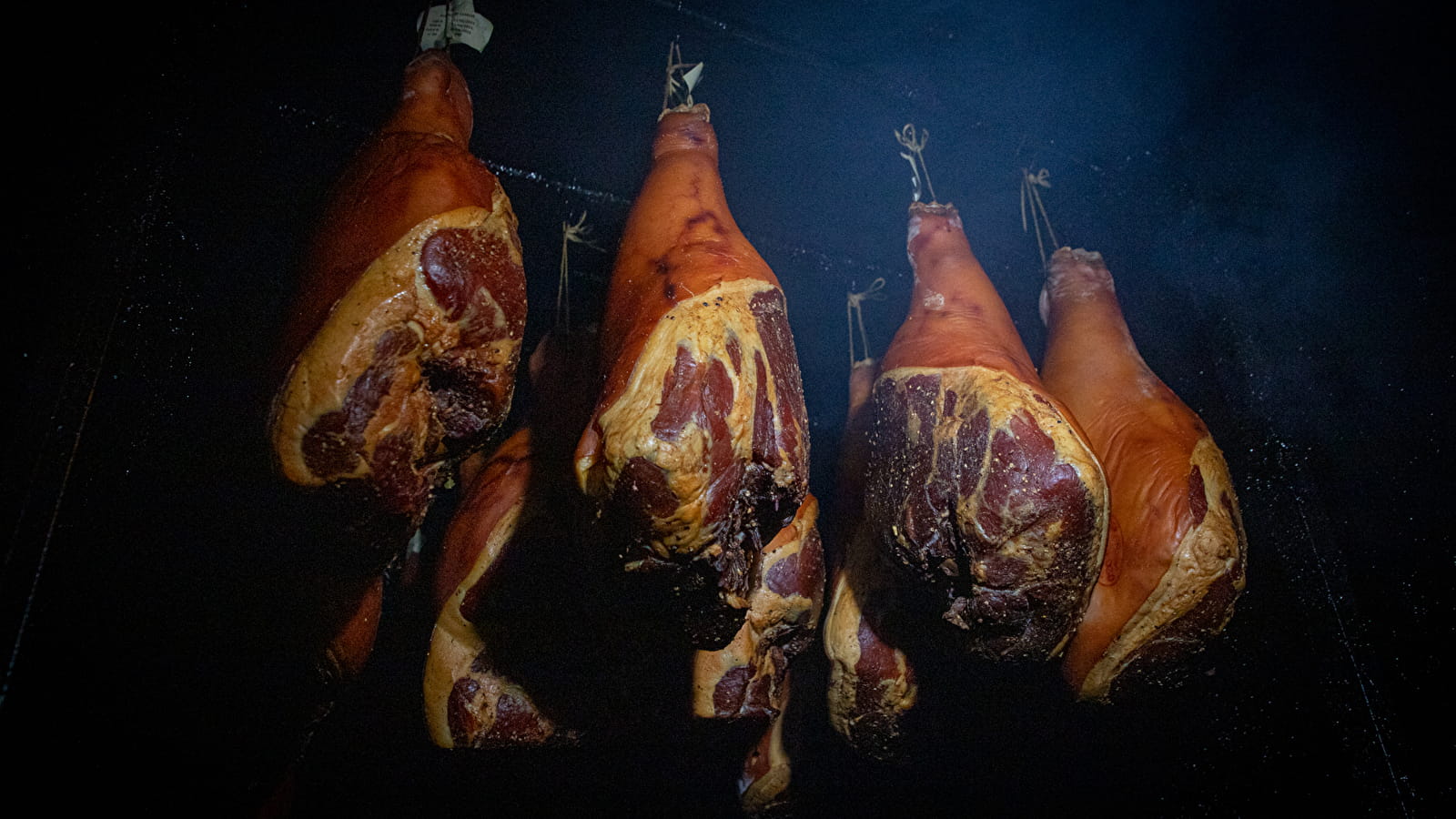 Visite du séchoir à jambon de Luxeuil