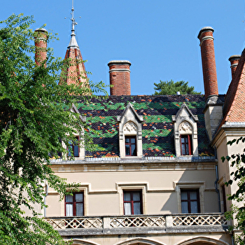 Château de l'Eclair - PORTE DES PIERRES DOREES