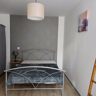 M. Loïc GROSJEAN - LOCATION appartement